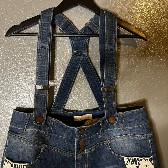 No Boundries Denim Overall Shorts Women’s XL Lace Trim Jean Shortalls W36 - Picture 3 of 5